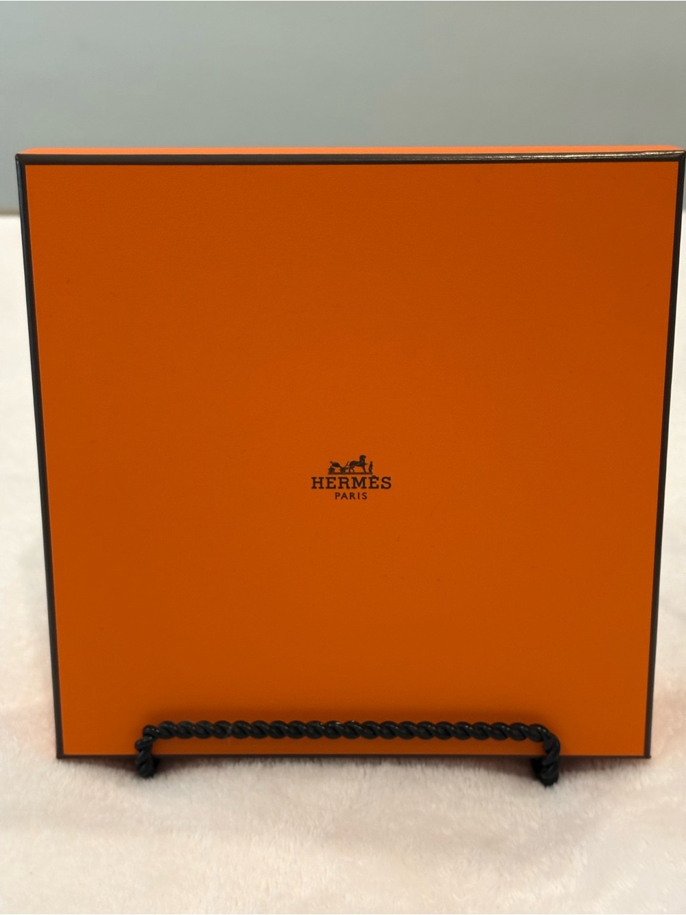 Hermes Paris Empty Orange Gift Box with Interior Insert / Authentic Luxury